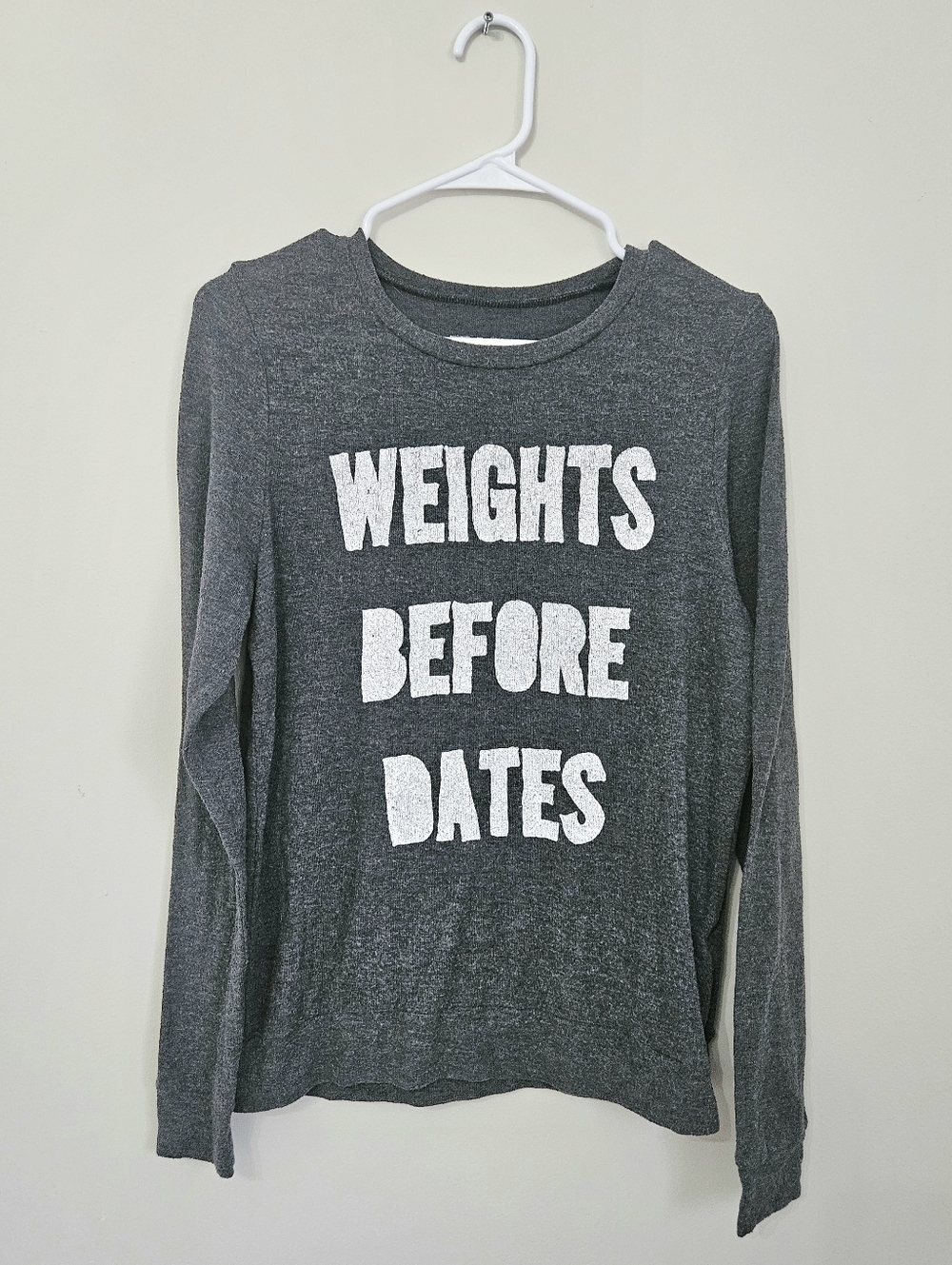 "Weights Before Dates" Grey Long-sleeve T-shirt | Size M